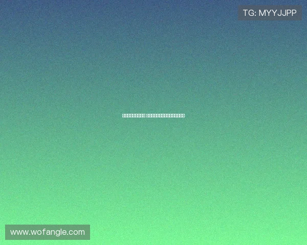 梅州教练组不满判罚 一工作人员当场跪地抗议裁判决定 梅州教练组不满判罚 一工作人员当场跪地抗议裁判决定